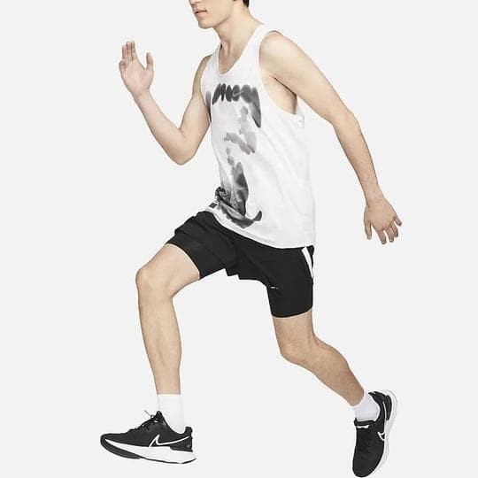 新品 NIKE ADV RUN DIVISION タンクトップ (Lサイズ　Ⓗ
