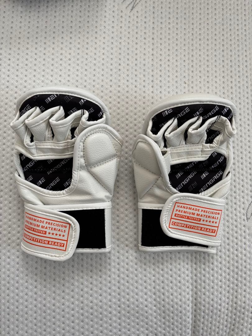 ボクシング ENGAGE 7-Ounce Spar & Grapple Gloves S/M