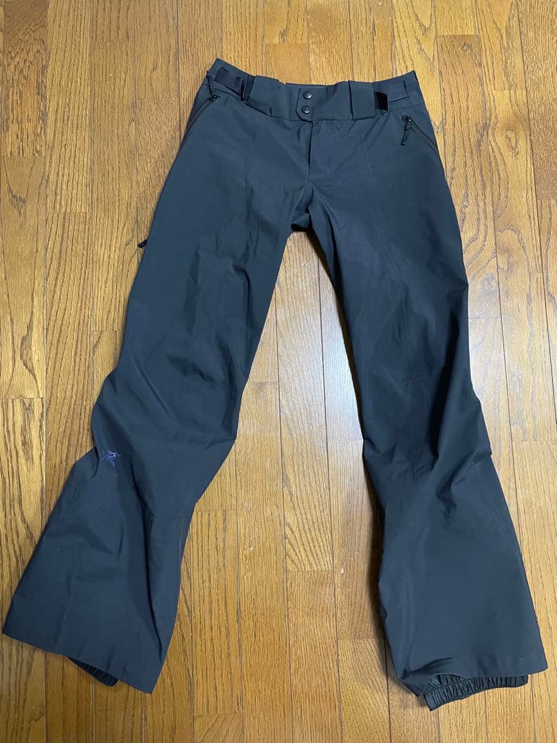 Arc'teryx GORE-TEX パンツ