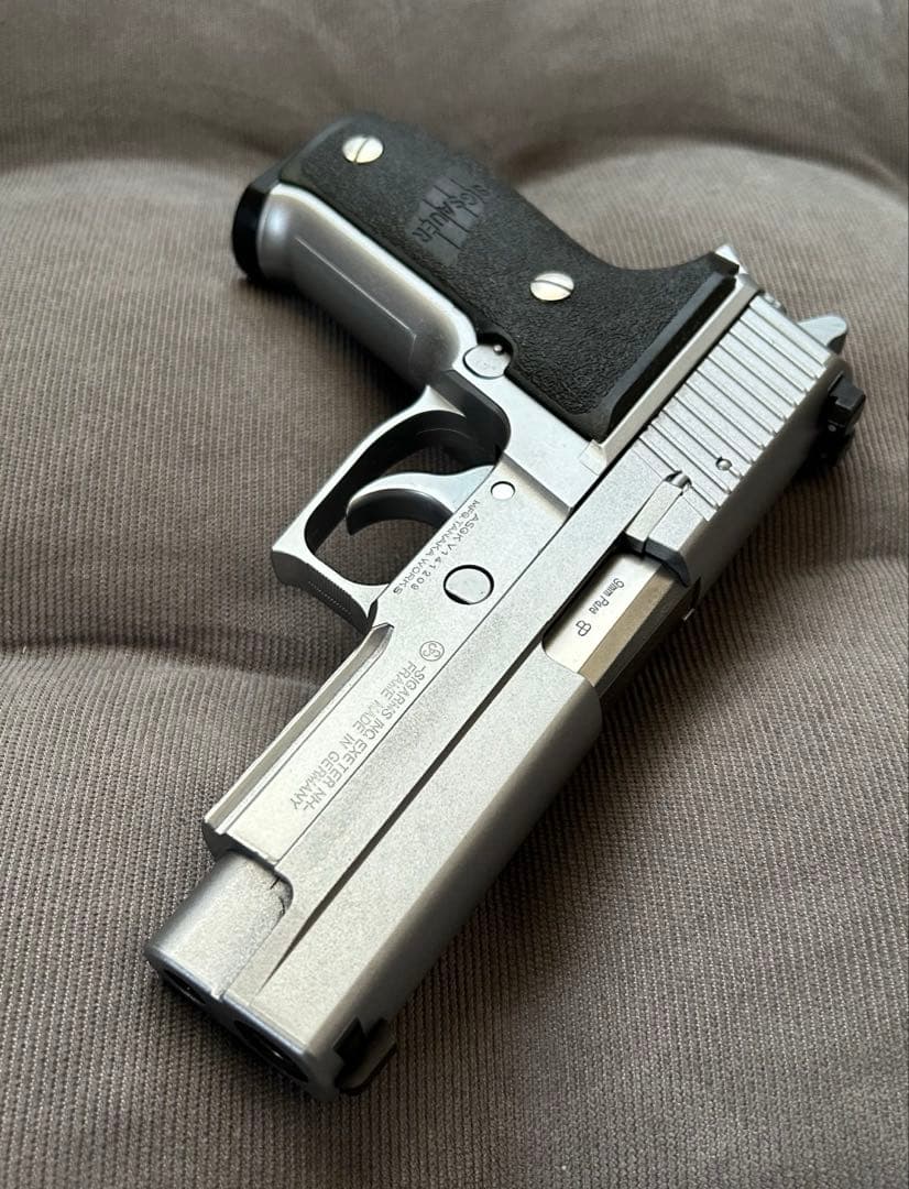 【タカナ】SIG P226 ステンレスHW ガスブローバック