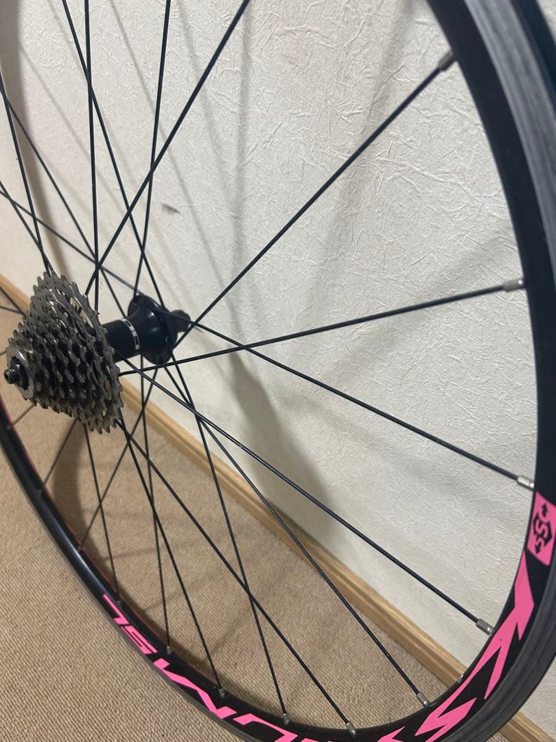 700cホイール　シマノ　R500 WH-R501前後