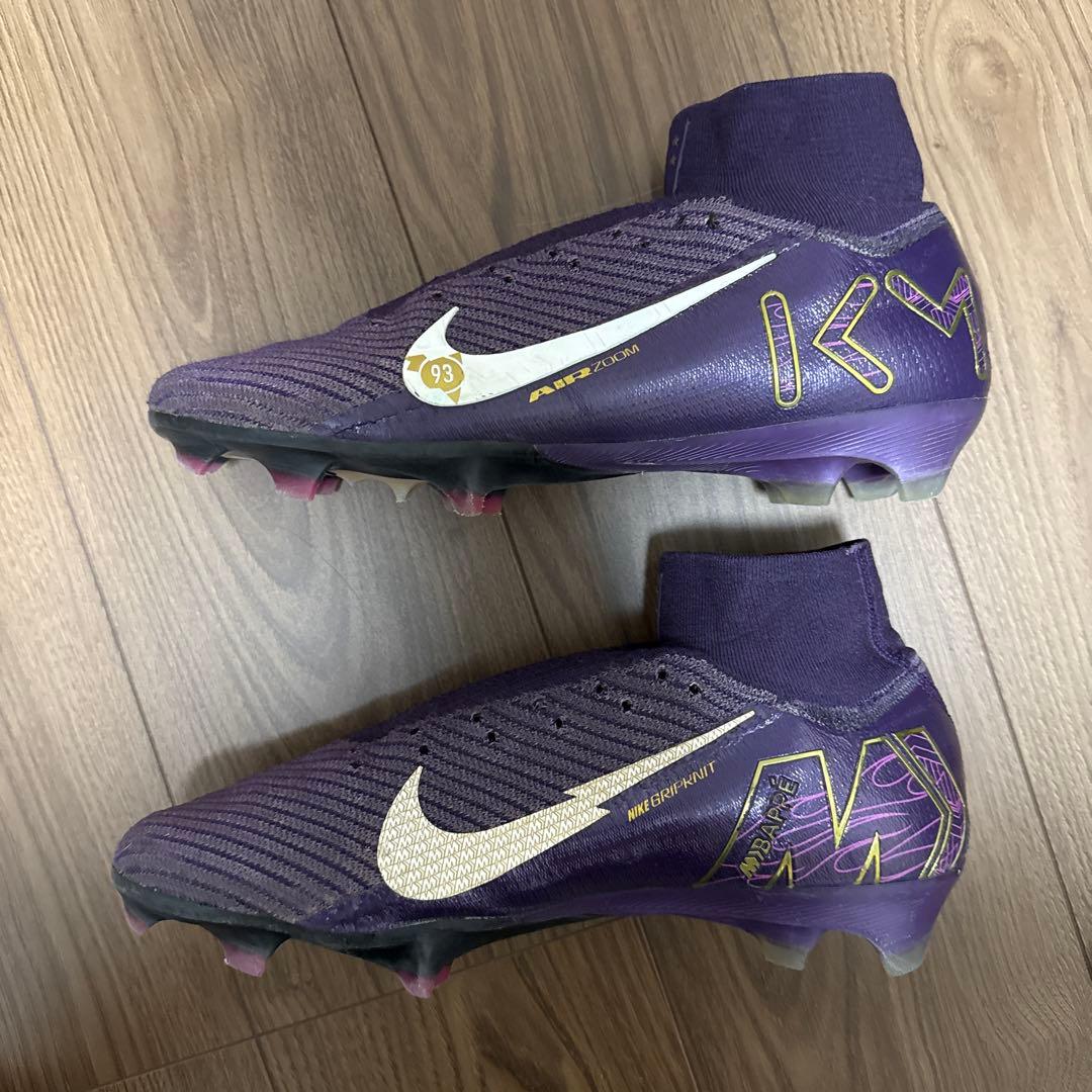 Nike マーキュリアルムバッペ