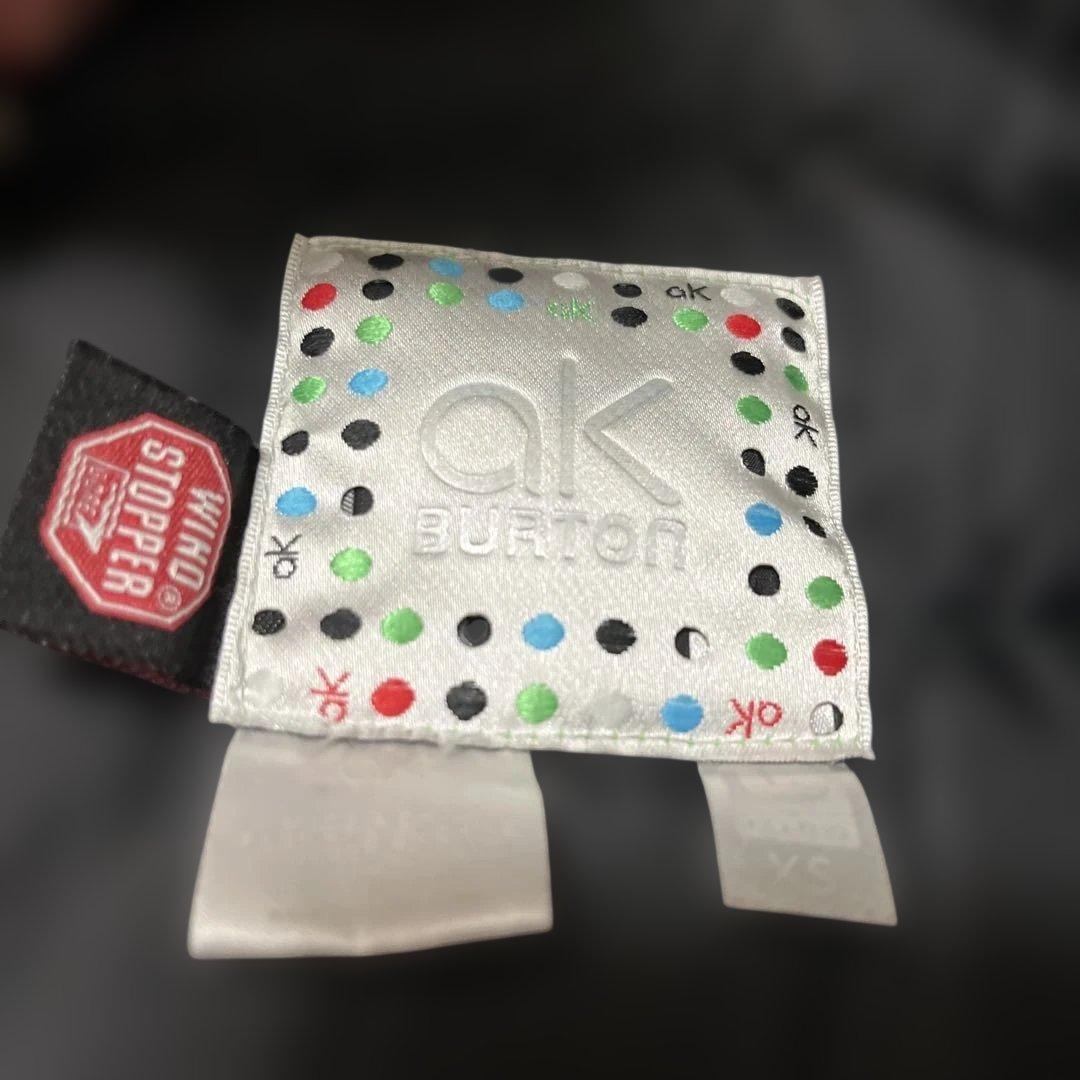 オリンピック金メダルはBURTON！ダウンジャケットスノボー