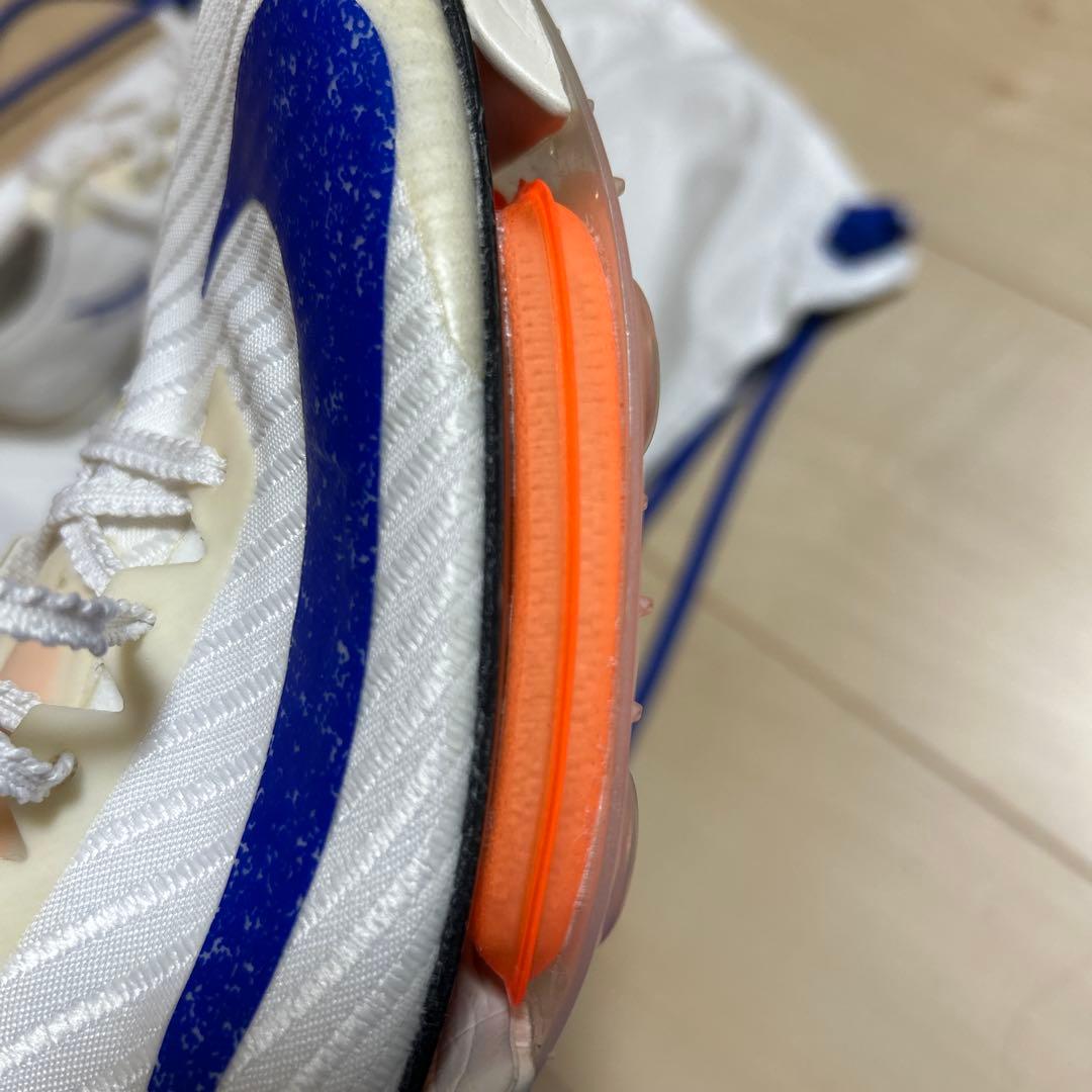 Nike スパイクシューズ ホワイト/ブルー/オレンジ