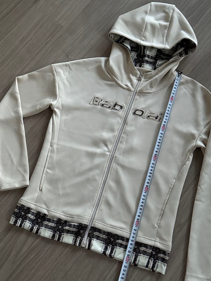 新品未使用 バボラ Babolat フード付きジャケット Ｌサイズ