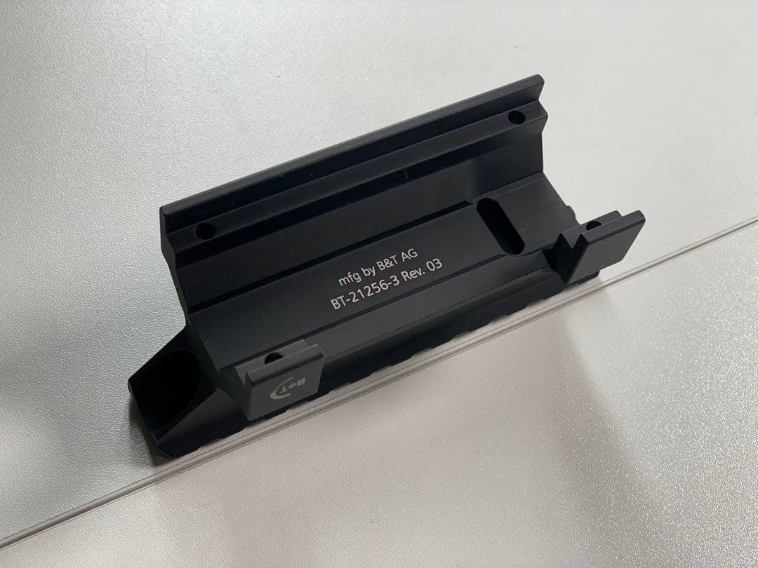 実物 B&T NAR Mid Range Mount HK MP5 マウント