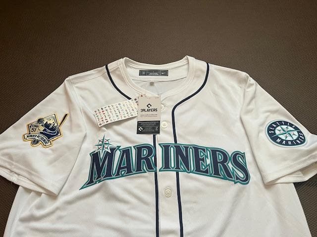 イチロー51背番号引退セレモニーGold淵記念パッチ付ホームジャージUS限定品