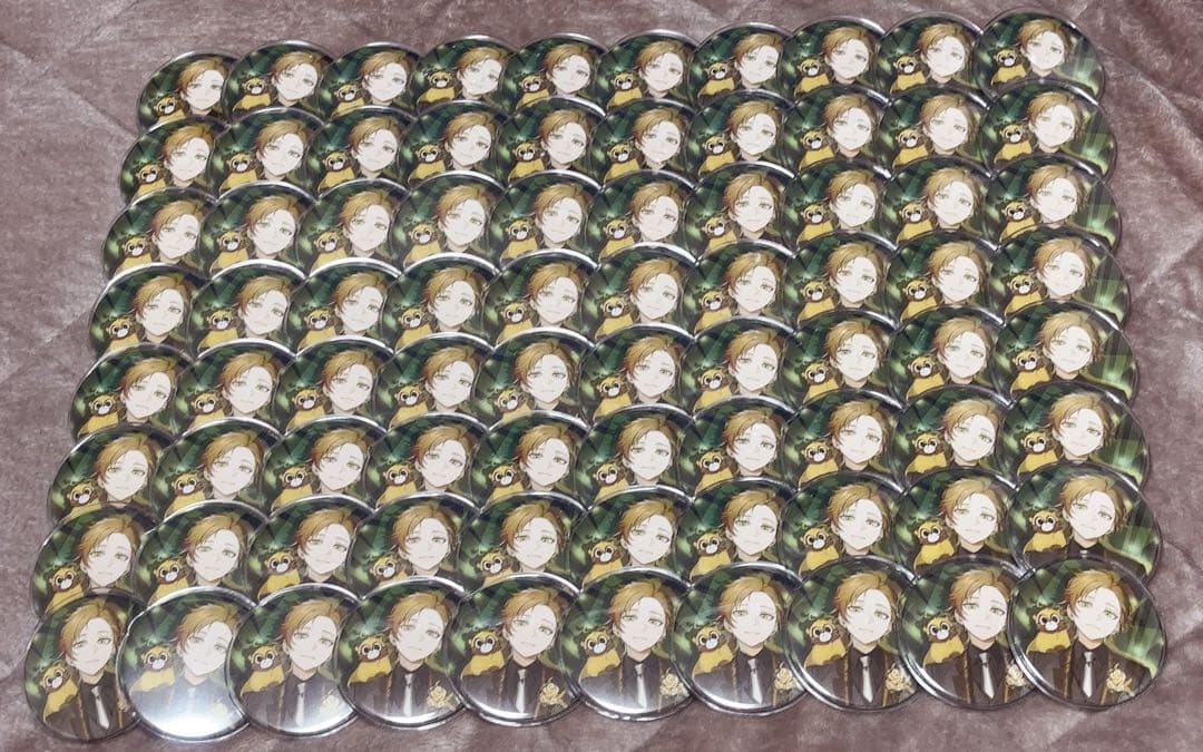 うらたぬき JEWEL等身 缶バッジ