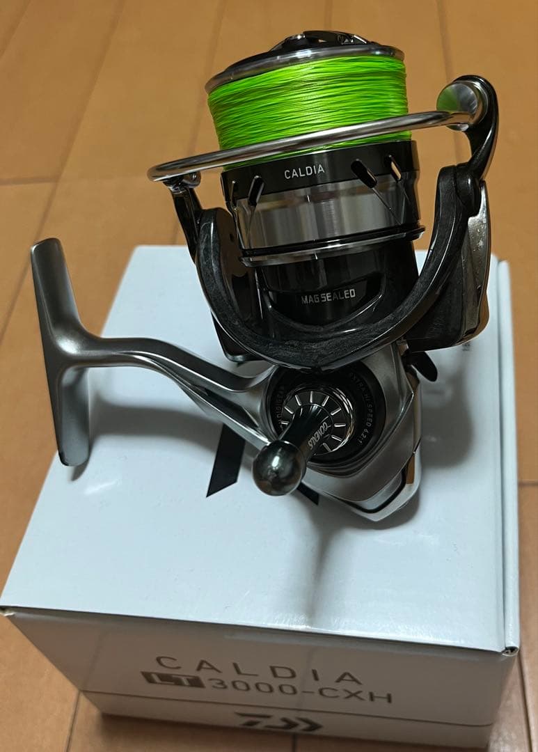 【美品】ダイワ 18カルディア　LT3000-CXH