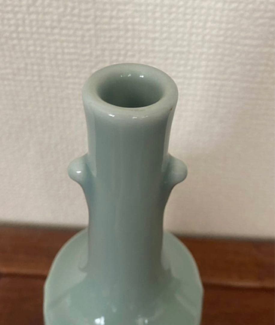 中国美術 古伊万里 青磁雙耳花瓶  年代物  高さ19.5cm