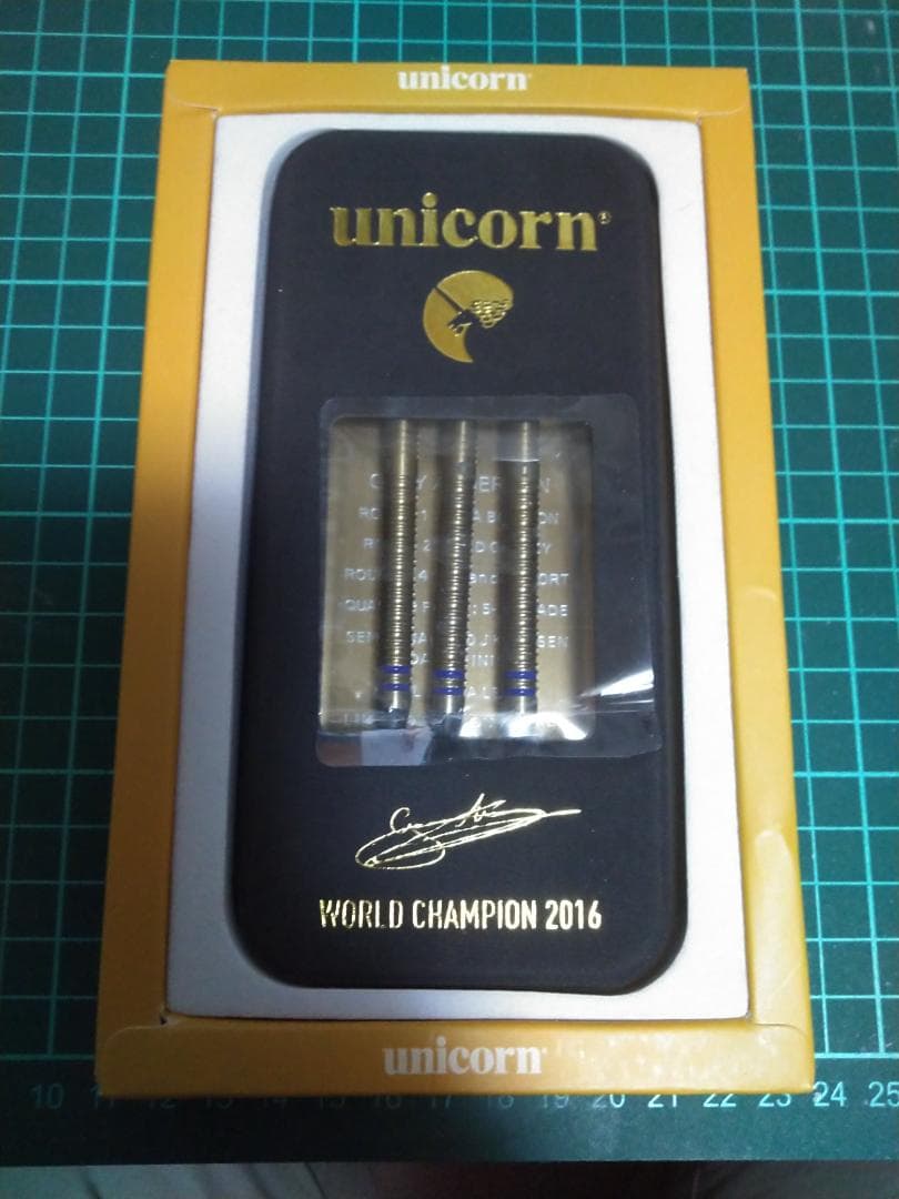 ダーツ unicorn GARY ANDERSON WORLD CHAMPION 18g