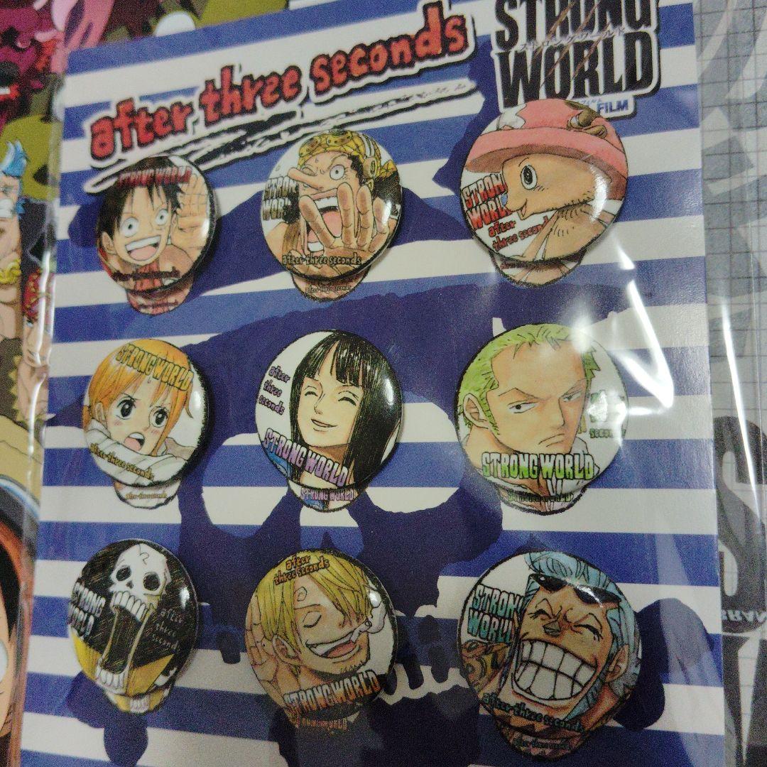 前売り券限定の非売品　ONE PIECE 缶バッジセット