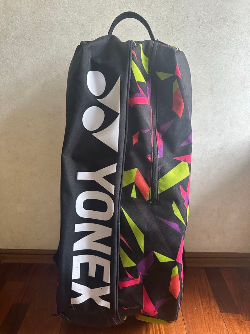 YONE　ヨネックス　ラケットバック　スマッシュははピンク6本用