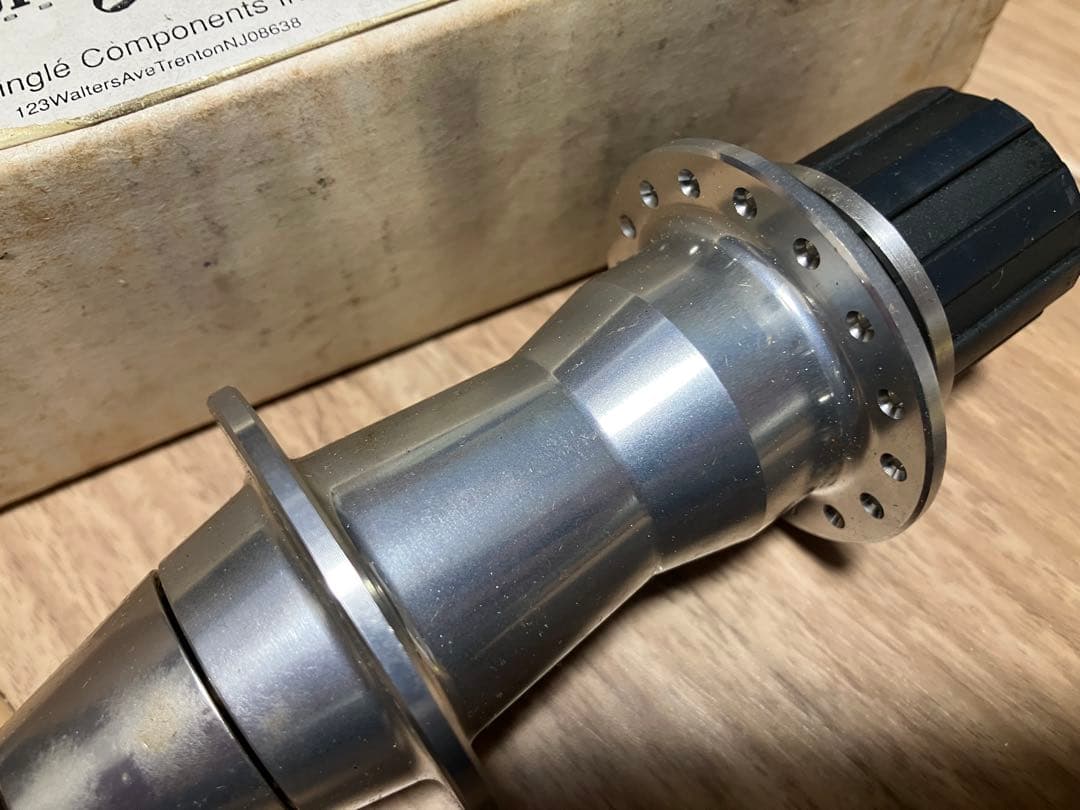 リアハブ　Ringle Super Eight MTB リングル