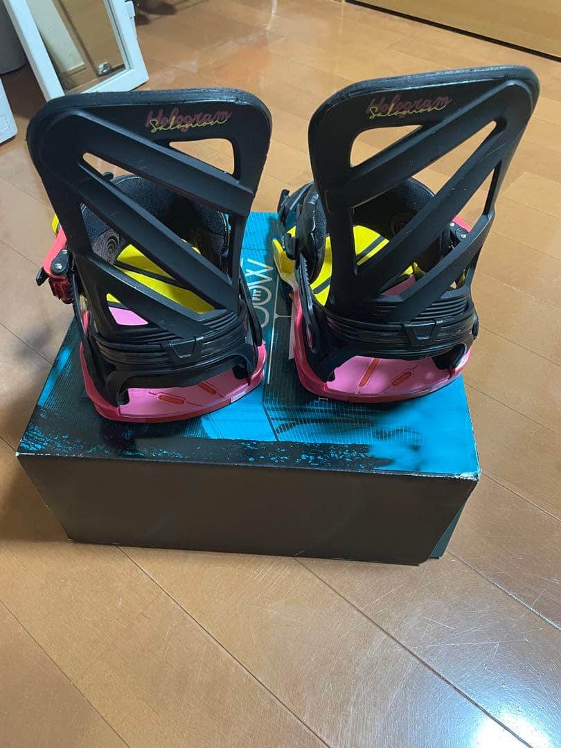 Salomon Ridergram Women スノーボードビンディング