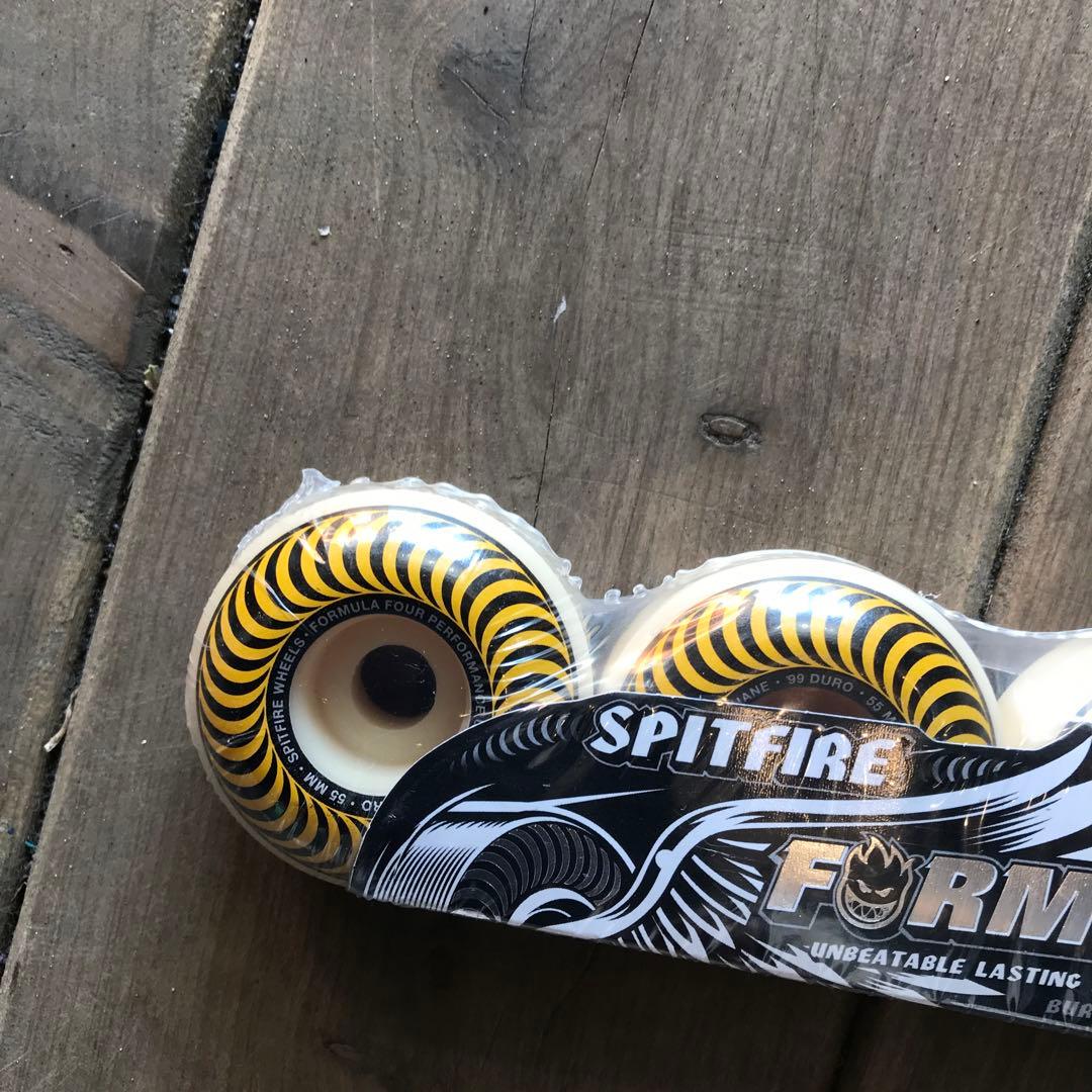 SPITFIRE FORMULA FOUR 55mm99aウィール定価¥9130