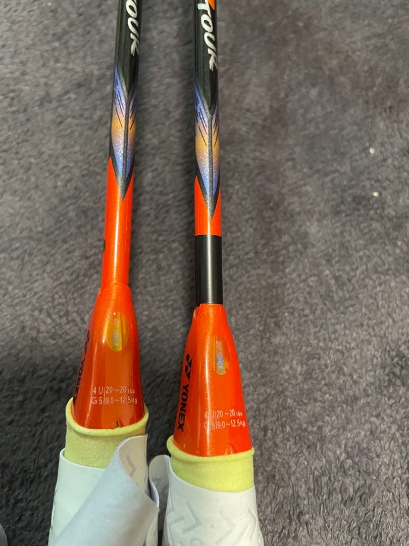 YONEX ASTROX 77 ツアーバドミントンラケット 2本セット