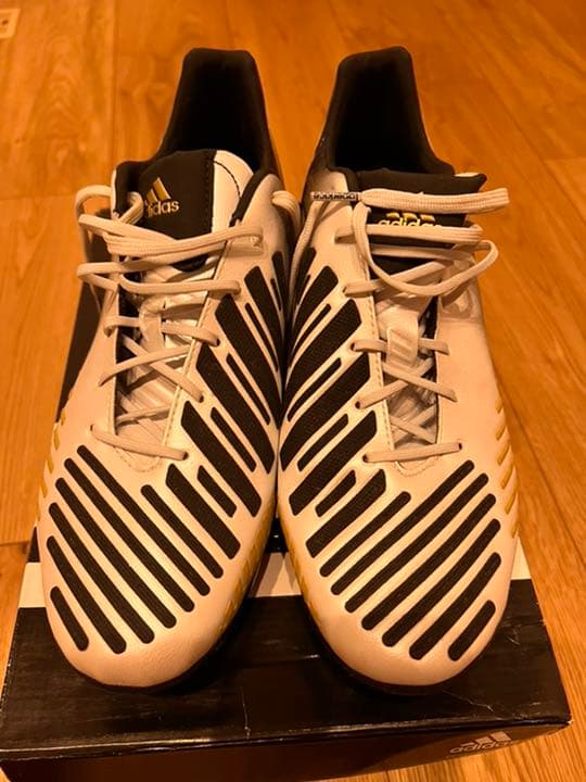 adidas プレデター　リーサルゾーン　HG