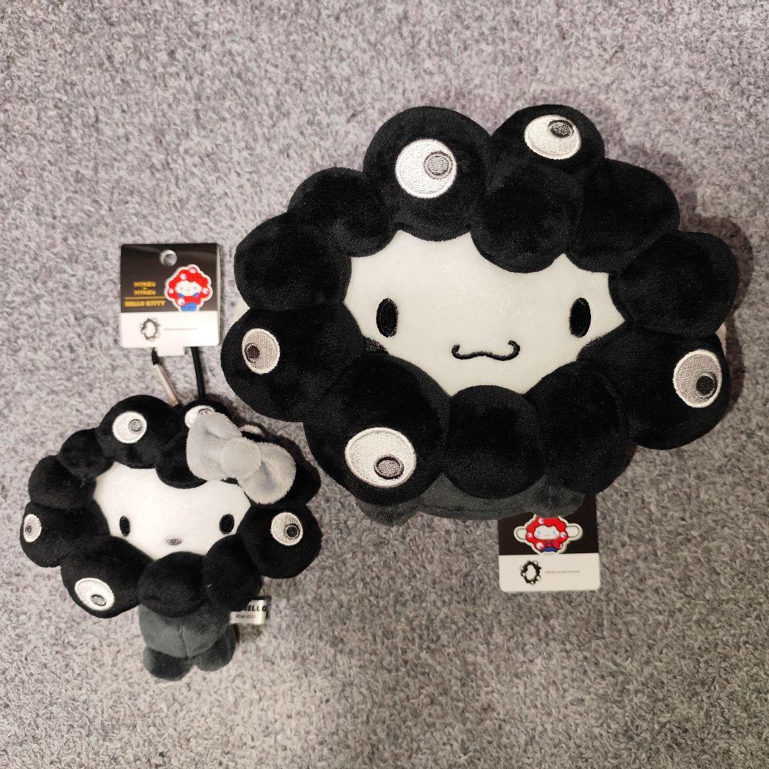 ミャクミャクなりきりぬいぐるみ ブラック ハローキティ シナモロール