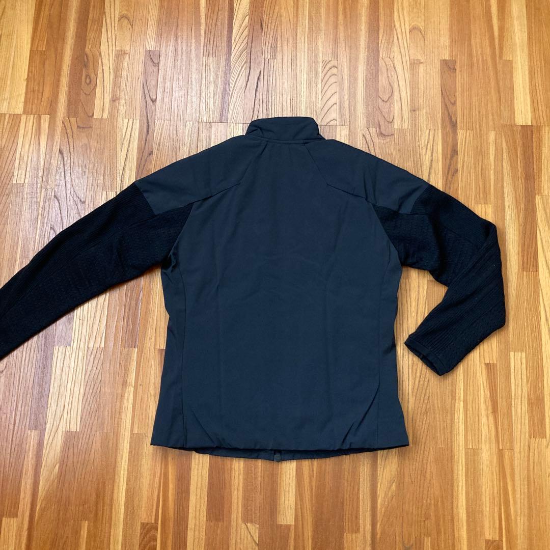 ♪adidas♪ 新品同様レディースゴルフ 中わた保温長袖フルジップジャケット
