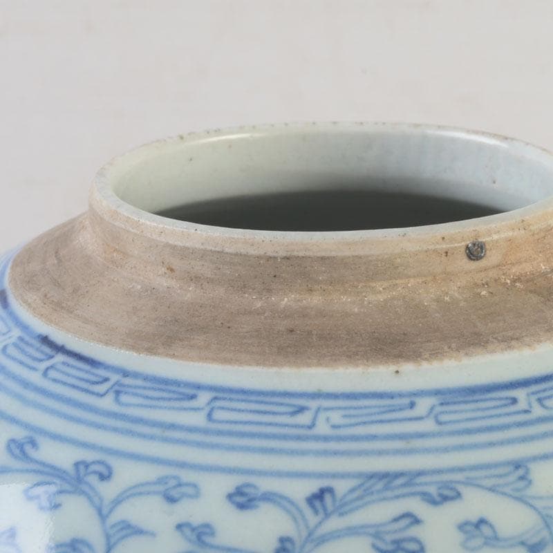 中国　青花　蛸唐草文　壷　唐木蓋付　V　A79A