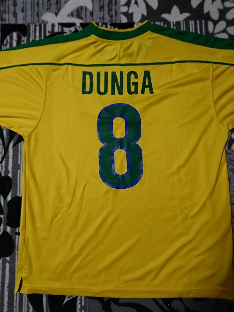 ドゥンガ選手サイン入りブラジル代表レプリカユニフォーム