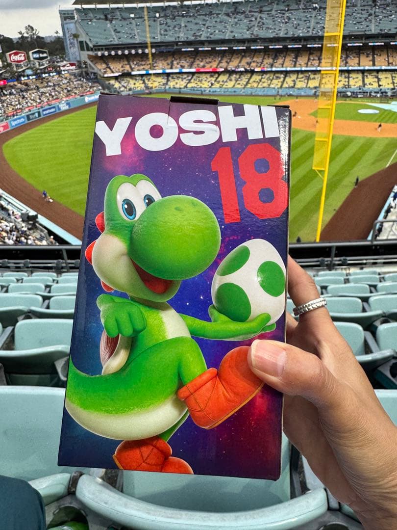 ドジャース　山本由伸　マリオ　ヨッシー　ボブルヘッド　来場者限定　新品　冊子付