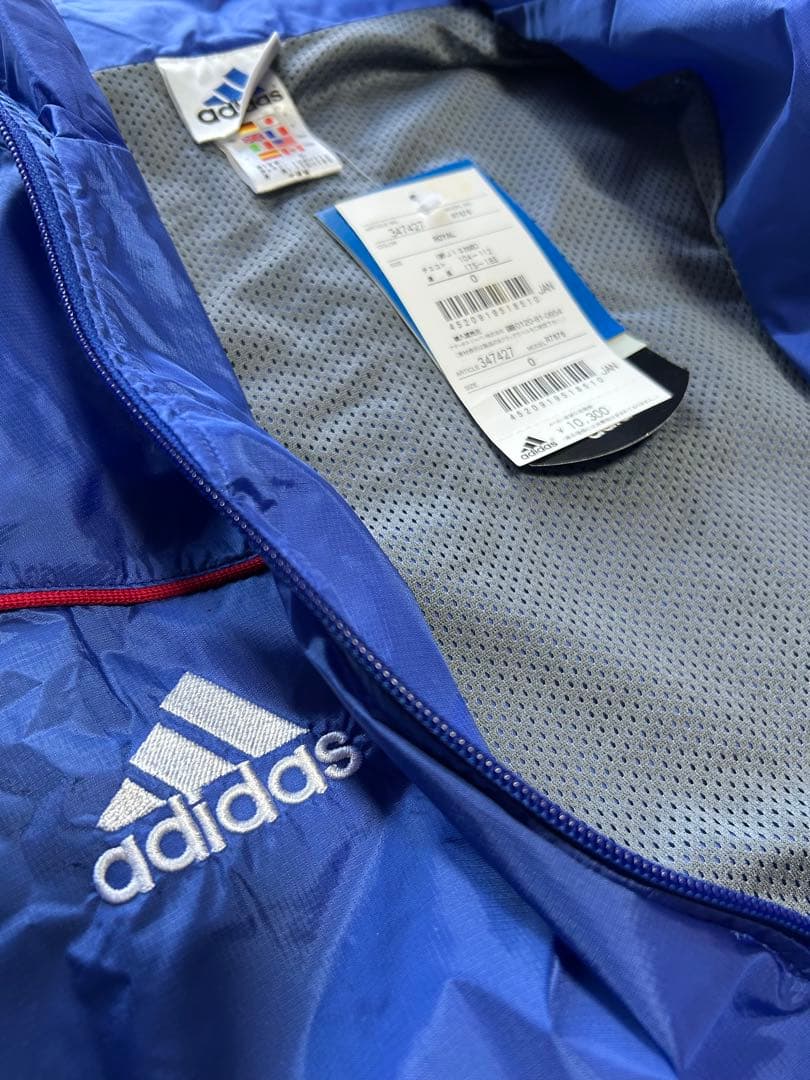 adidas ウィンドブレーカー 青 新品タグ付き