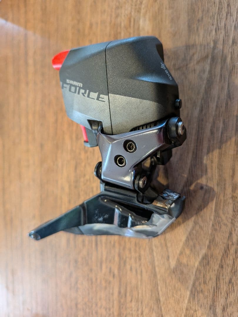 SRAM FORCE e−tap12速用フロントディレイラー