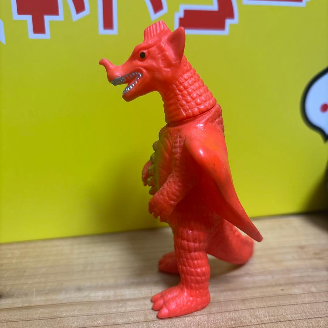カメレキング レアカラー ミニ ソフビ ブルマァク