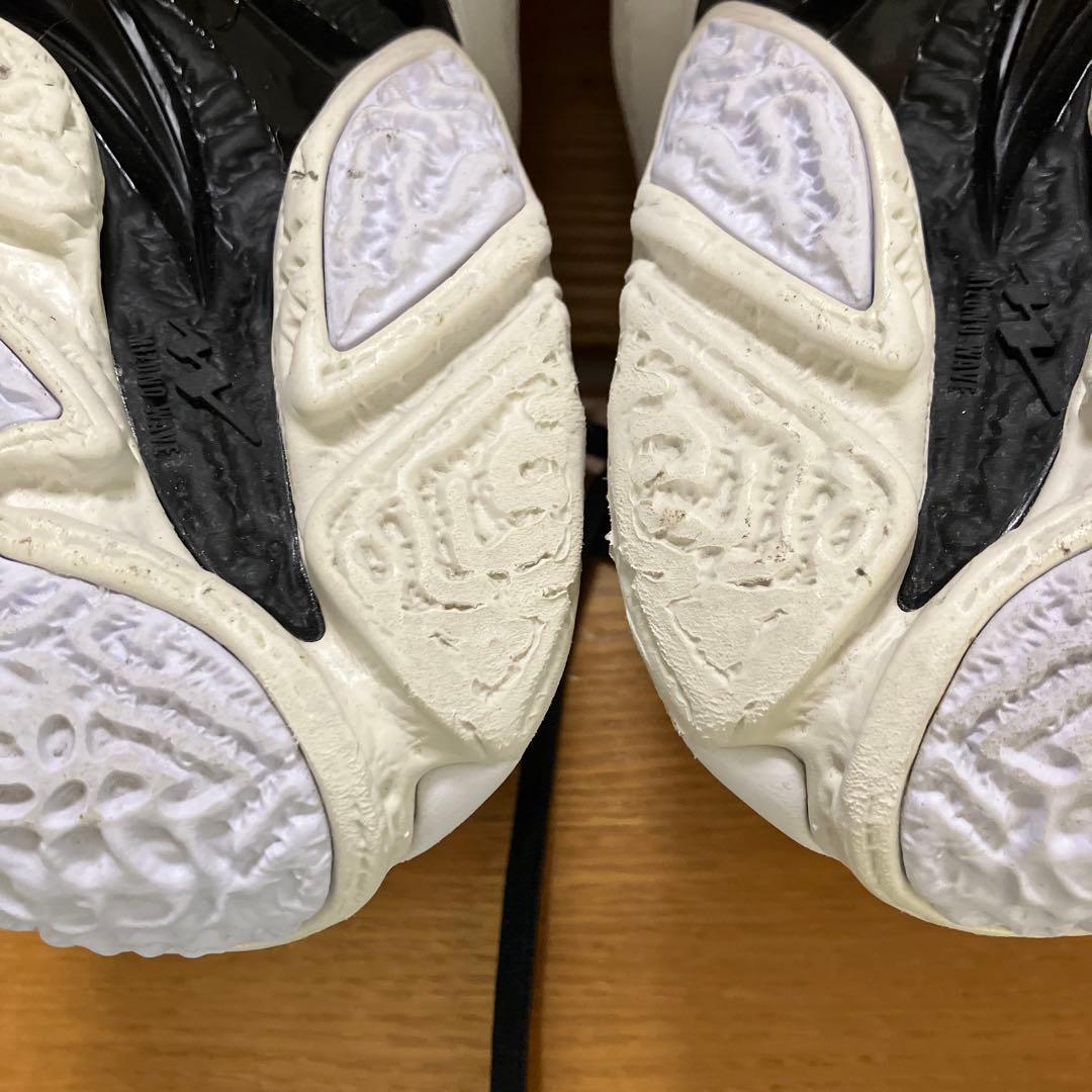 Mizuno バレーボールシューズ Wave Lightning Z8 WIDE