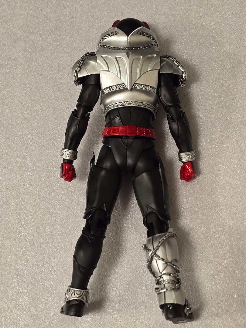 S.H.Figuarts（真骨彫製法）仮面ライダーキバ キバフォーム