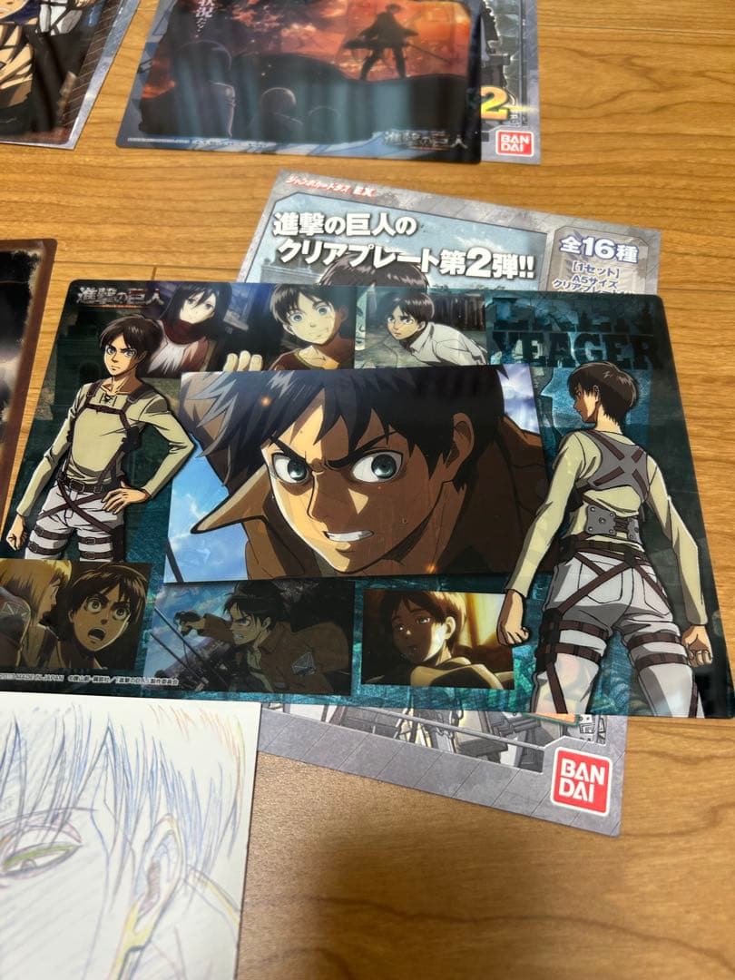 進撃の巨人　紙類
