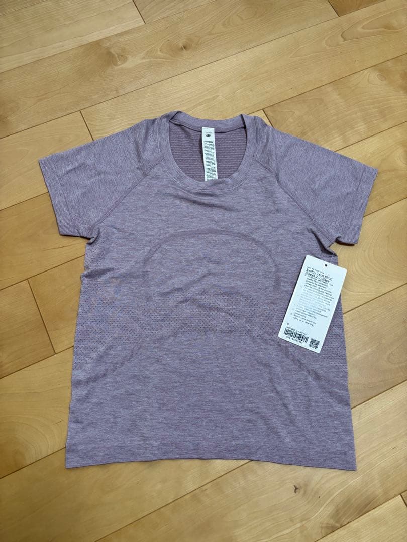 lululemon Swiftly 半袖　ウエスト丈　サイズ6