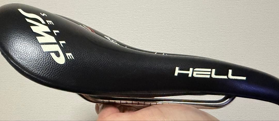 SELLE SMP HELL サドル ブラック