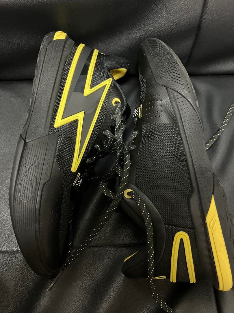シューズ(男性用) LI-NING WADE FLASH