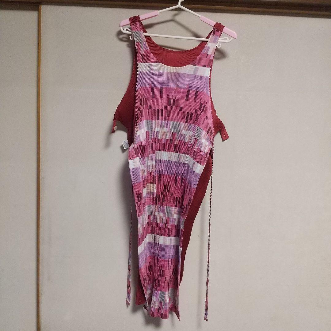 イッセイミヤケ　エプロン　プリーツ イッセイミヤケ・未使用