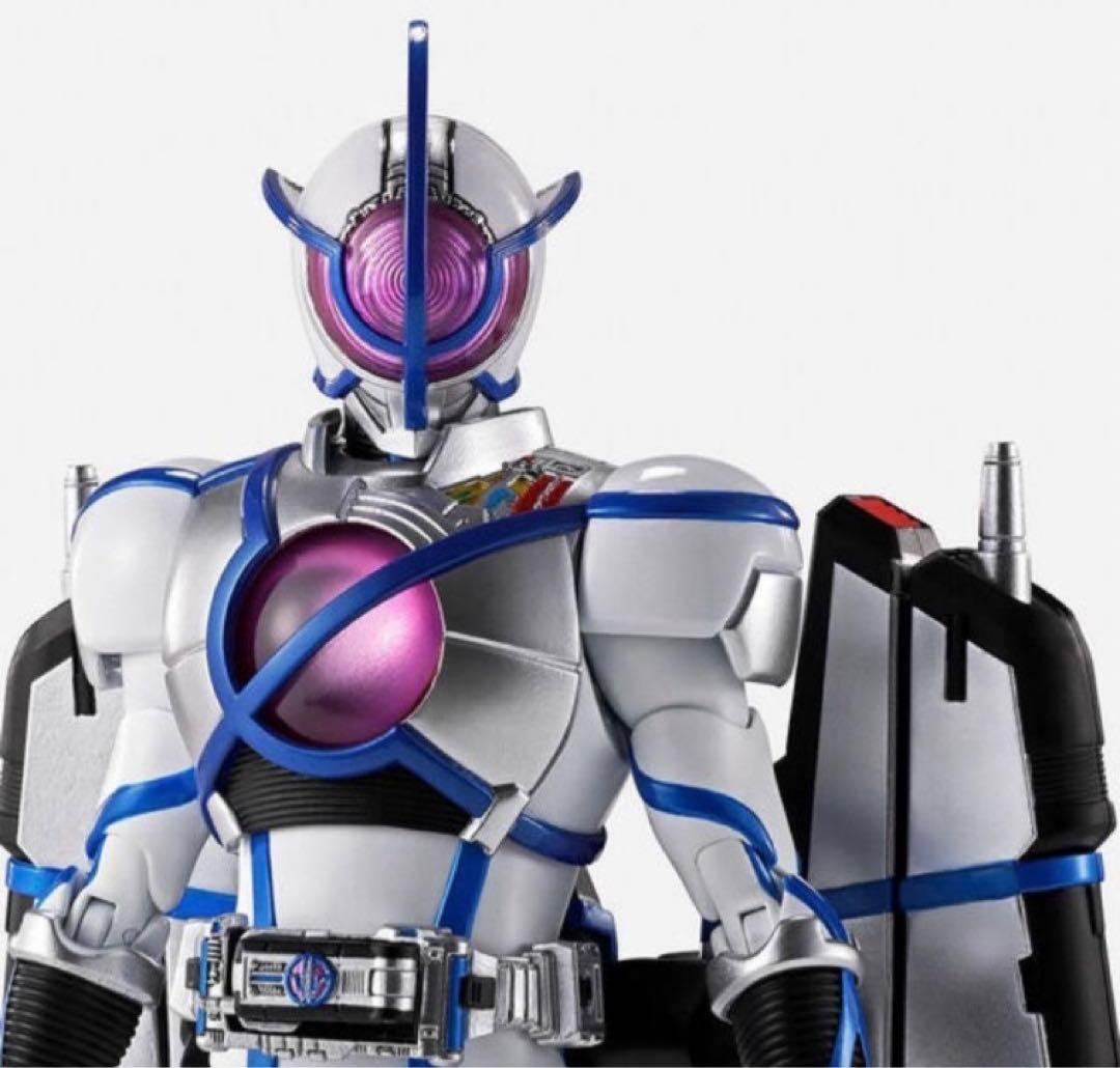 S.H.Figuarts 真骨彫製法 仮面ライダーサイガ