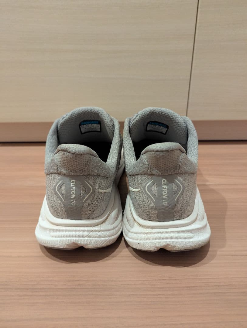 【美品】★交渉可能★ HOKA クリフトン10 28CM