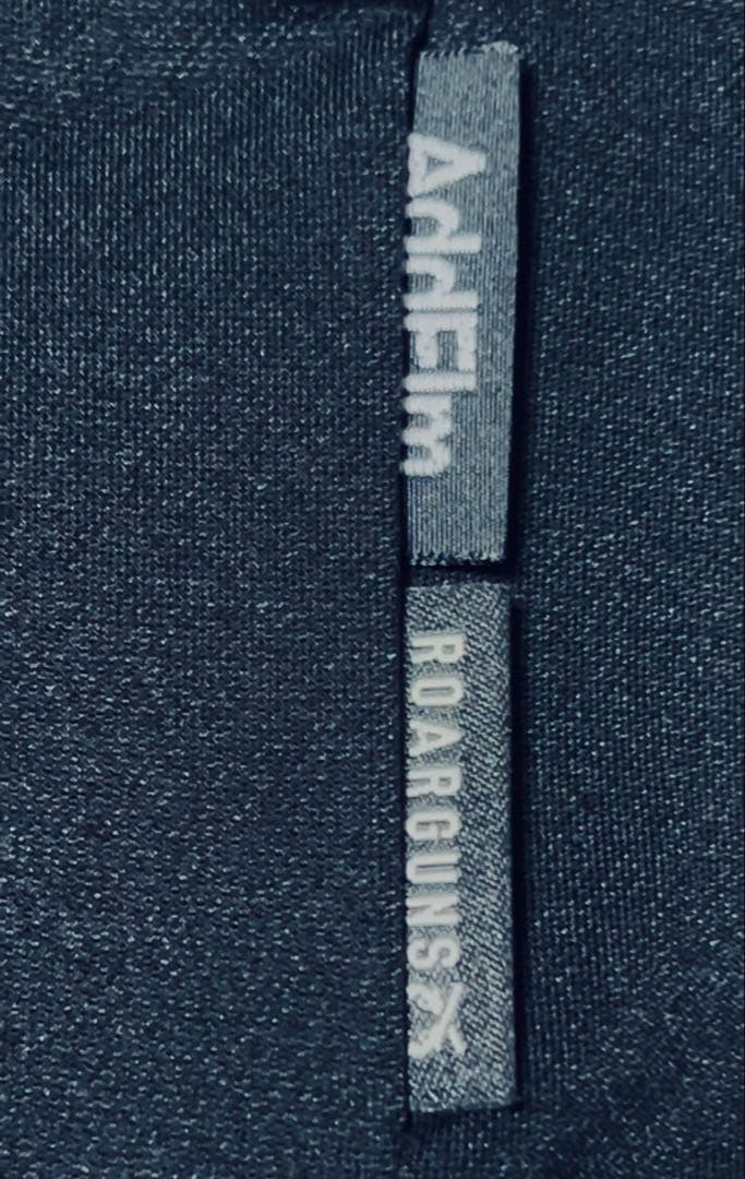 美品 ロアーガンズ AddElm INFINITI LOGOモックネックTシャツ