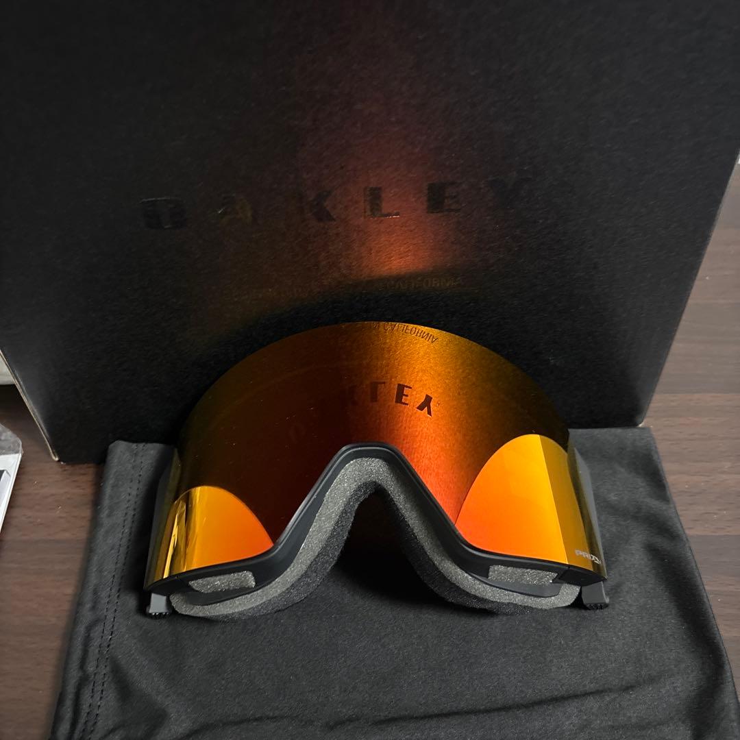 OAKLEY　MOD7　オークリー　スノーボード ヘルメット　スキー