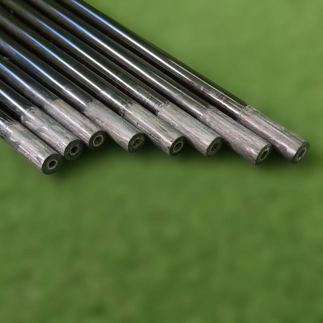 中古美品 GRAPHITEDESIGN RAUNE 5-PW.AW.SW 8本