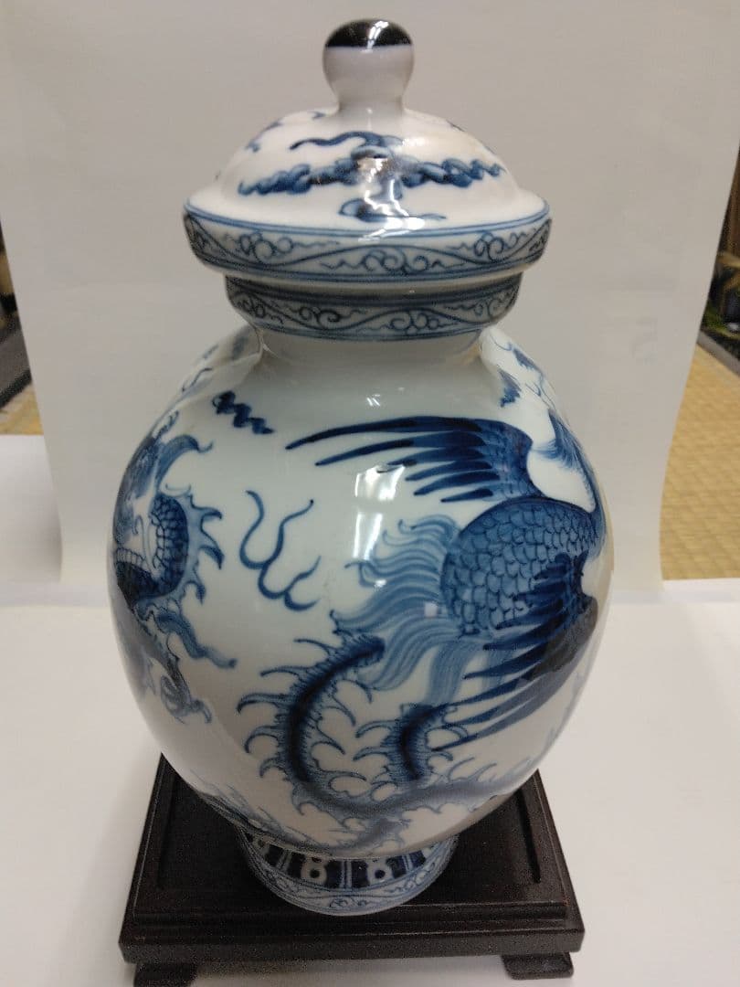中国美術。青花竜鳳紋連瓶。