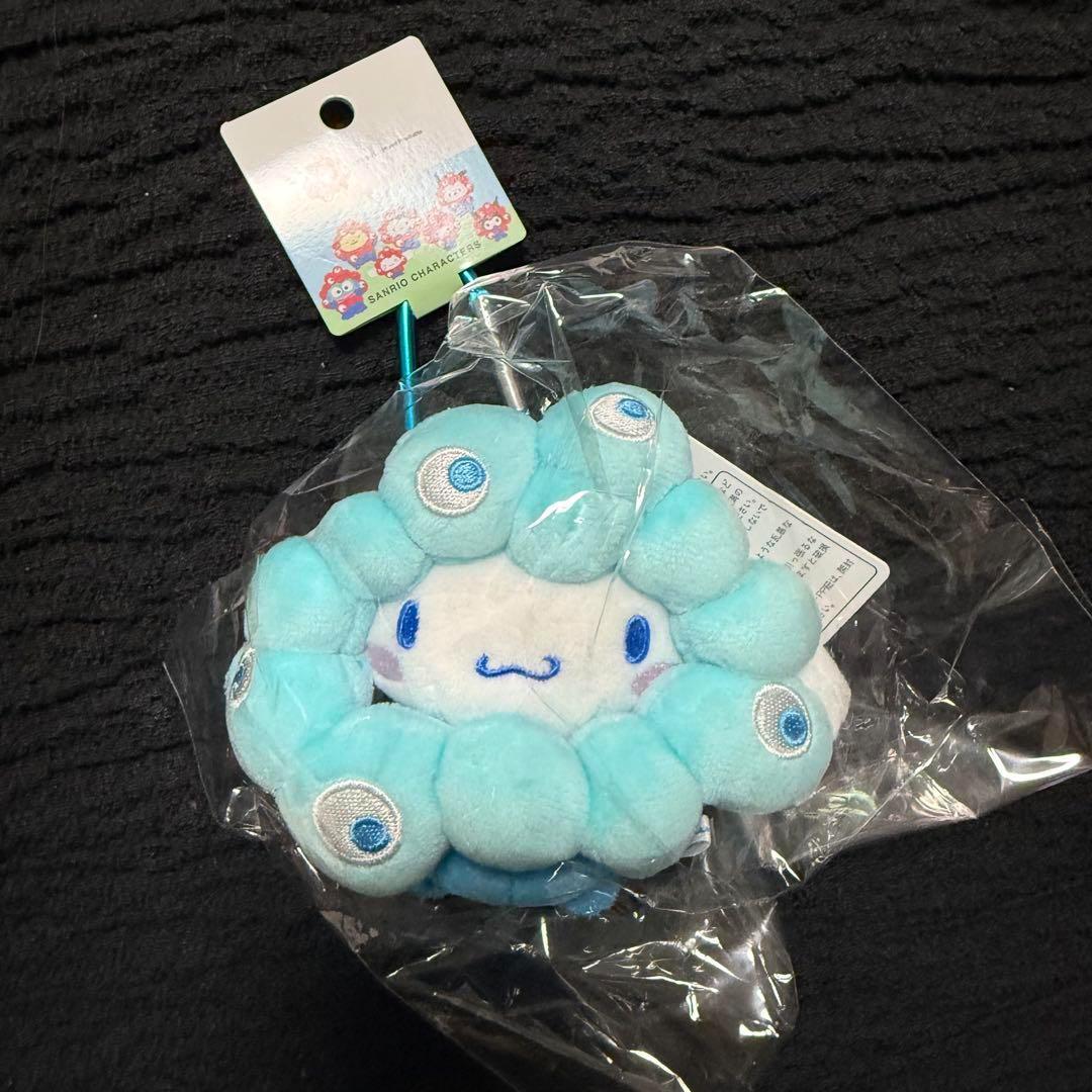 新品 レア 完売品 万博 サンリオ ミャクミャク シナモンロール カラビナ