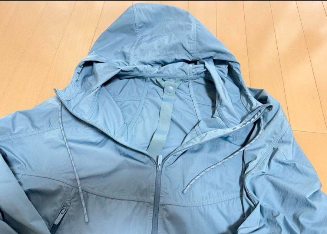 lululemon ルルレモン　ジャケット　パーカー　上着