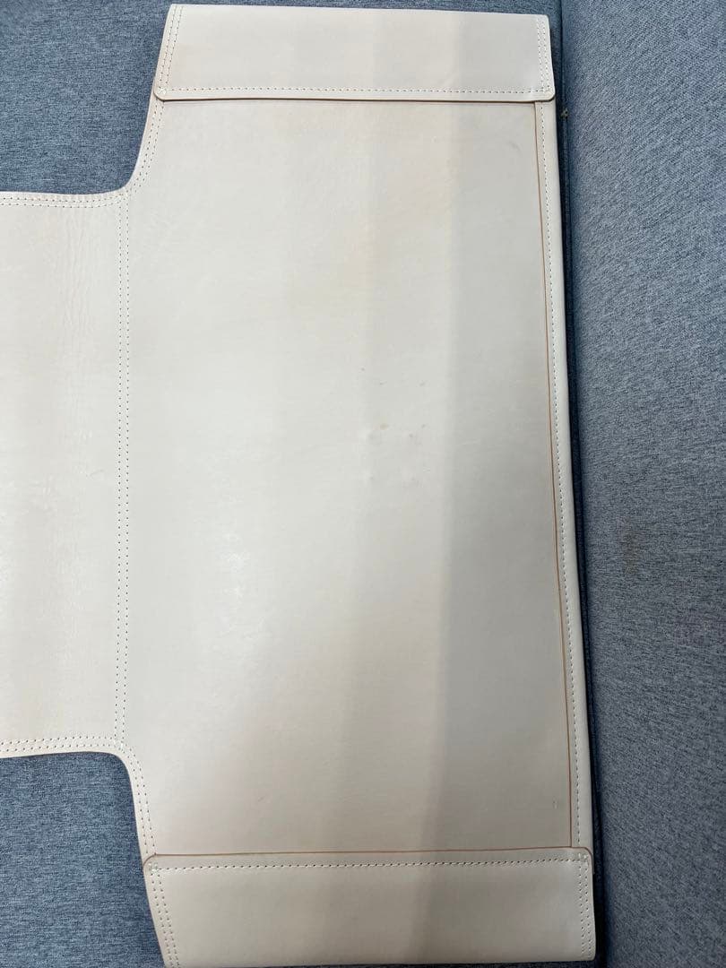 MASMAS　新品未使用品　IKIKI チェアウォルナットオリーブ