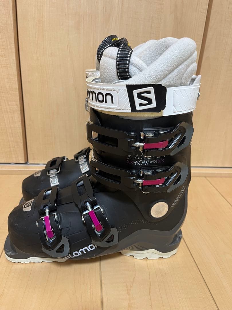 Salomon 24cm 女性用スキーブーツ