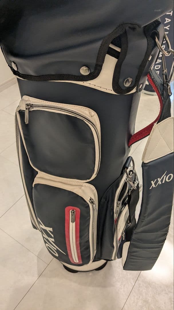 XXIO キャディバック　軽量、細め