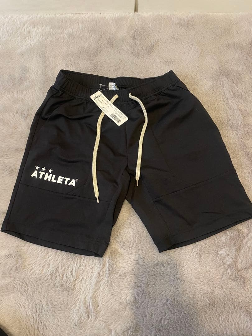 ATHLETA 黒 ジャージセット 新品未使用‼️