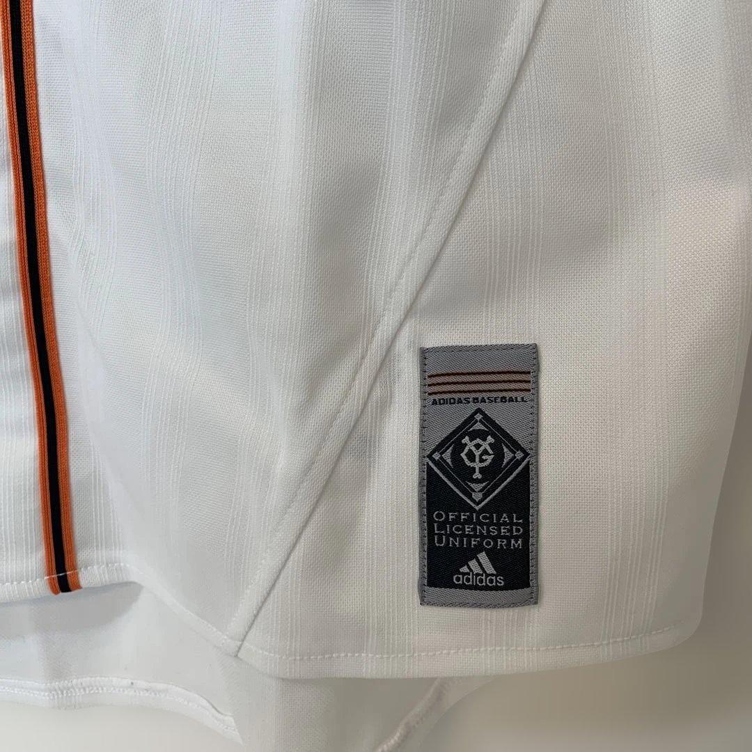 ジャイアンツ坂本勇人6ユニフォーム Sサイズ